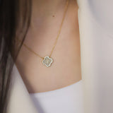 COLLIER LAYAL