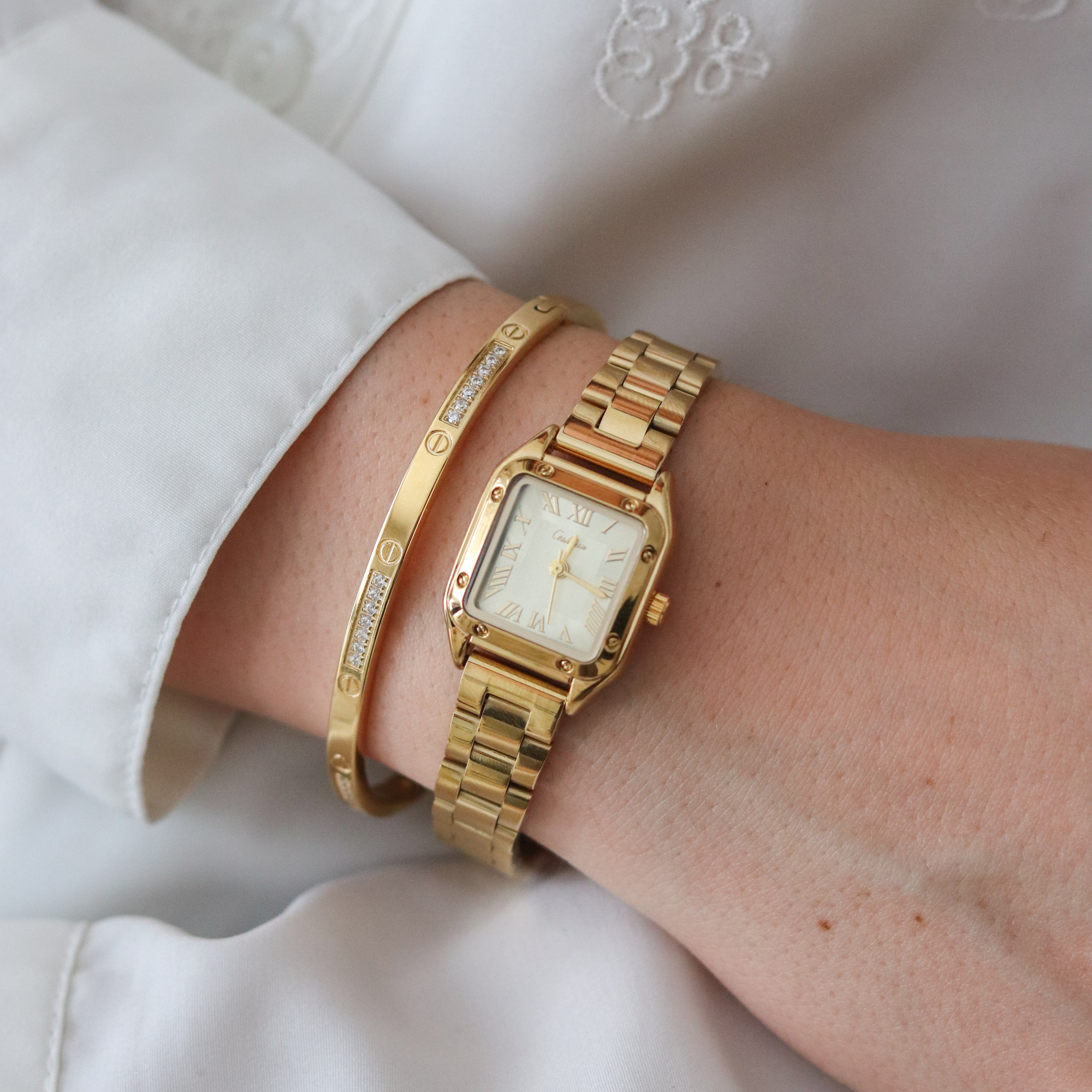 MONTRE ANJI